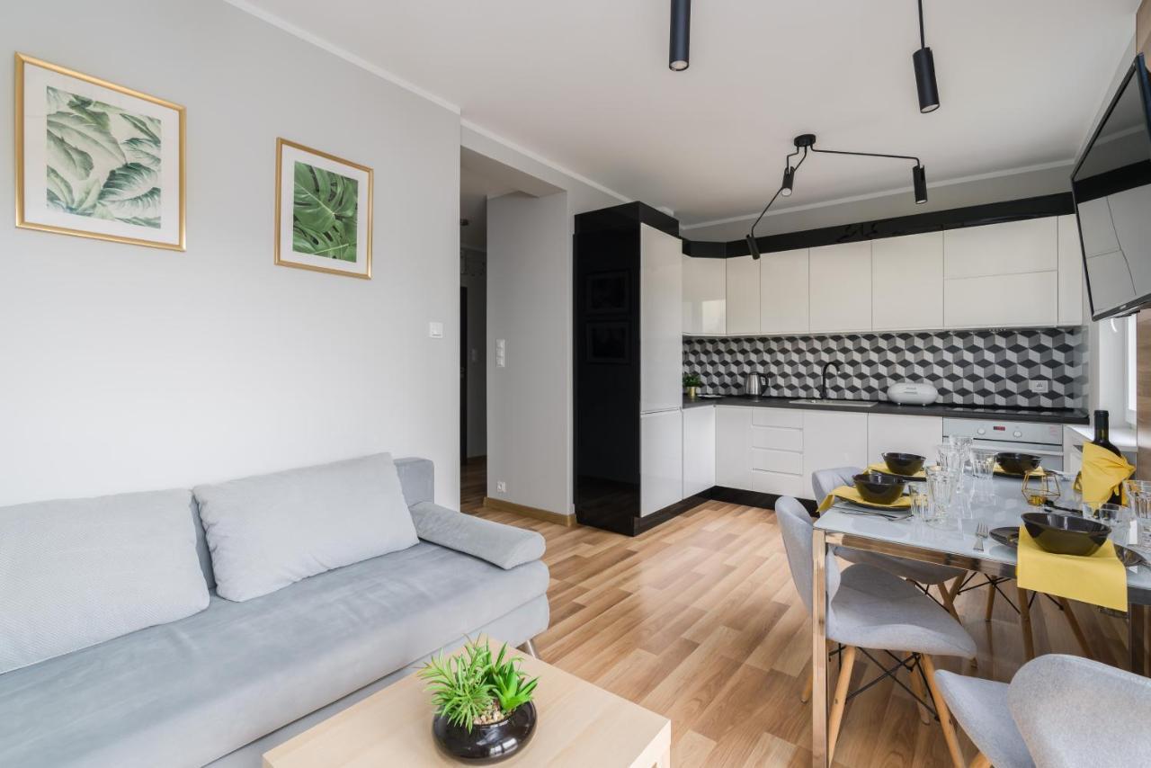 Apartment Różana Poznań by Renters Zewnętrze zdjęcie