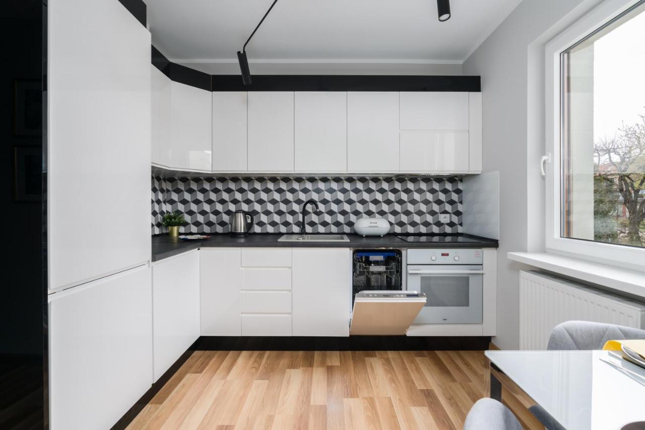 Apartment Różana Poznań by Renters Zewnętrze zdjęcie