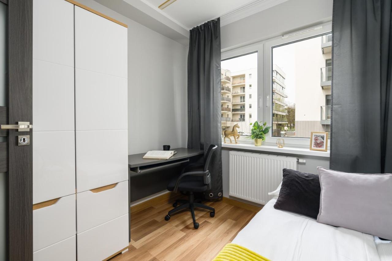 Apartment Różana Poznań by Renters Zewnętrze zdjęcie