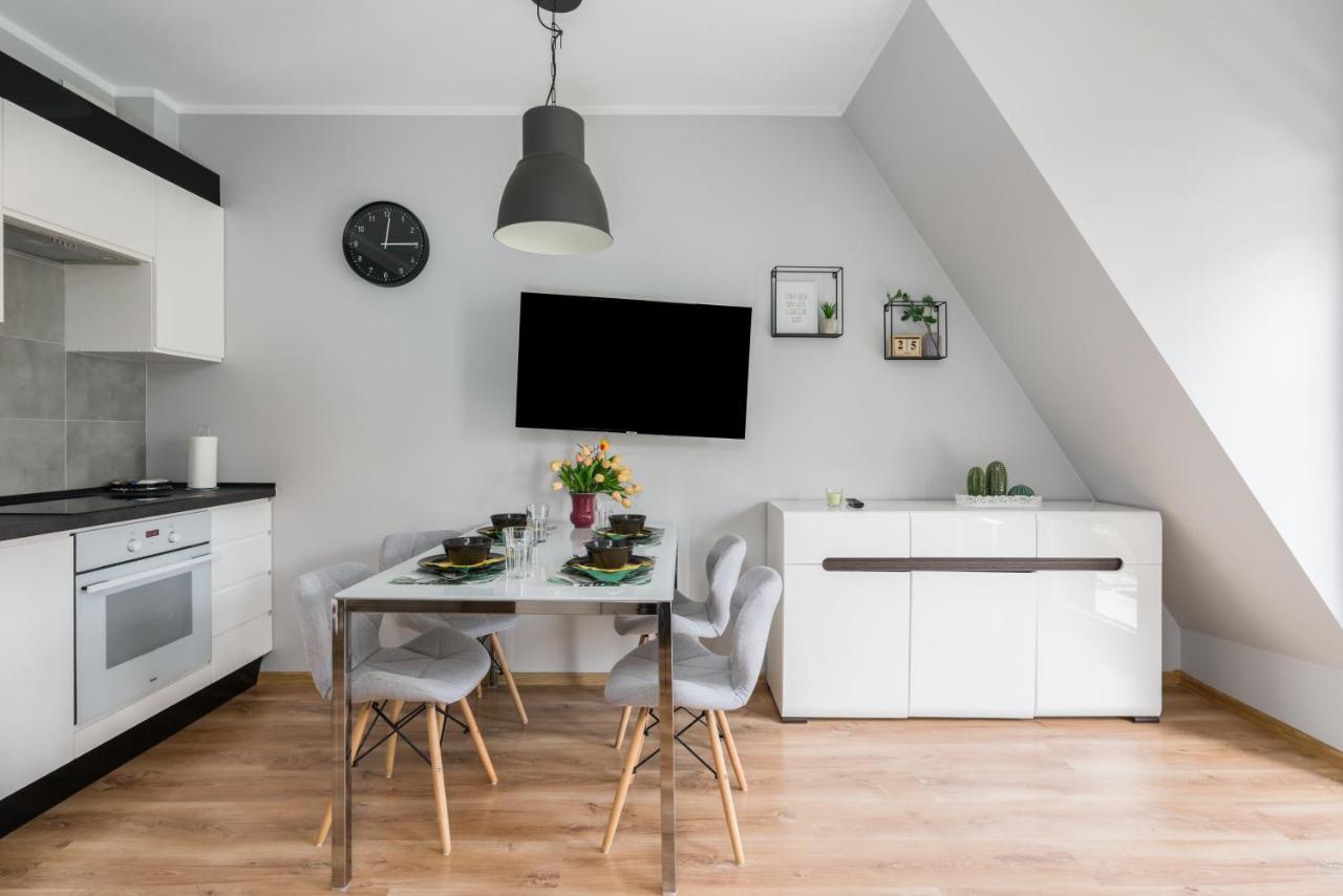 Apartment Różana Poznań by Renters Zewnętrze zdjęcie
