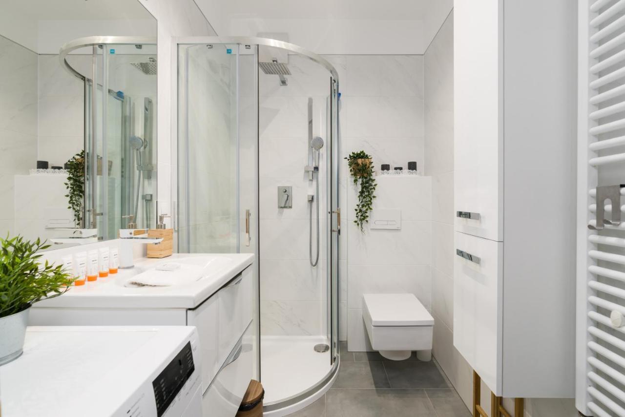 Apartment Różana Poznań by Renters Zewnętrze zdjęcie