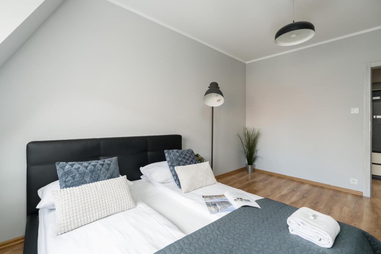 Apartment Różana Poznań by Renters Zewnętrze zdjęcie